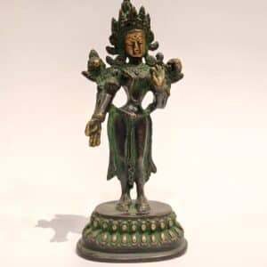 Tara stehend 16cm antikgrün
