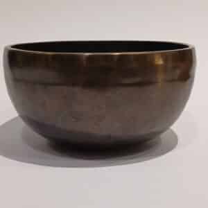 Klangschale graviert schwarz, 573g