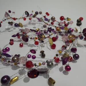 Perlengirlande rot-violett