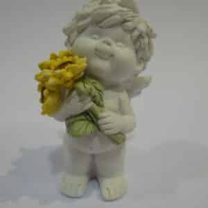 Igor mit 3 Sonnenblumen schräg